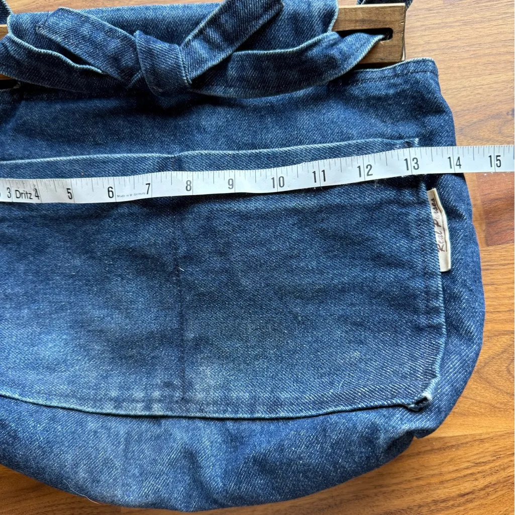 Denim shoulder‎ Bag with Wooden closure Blue - Image 9