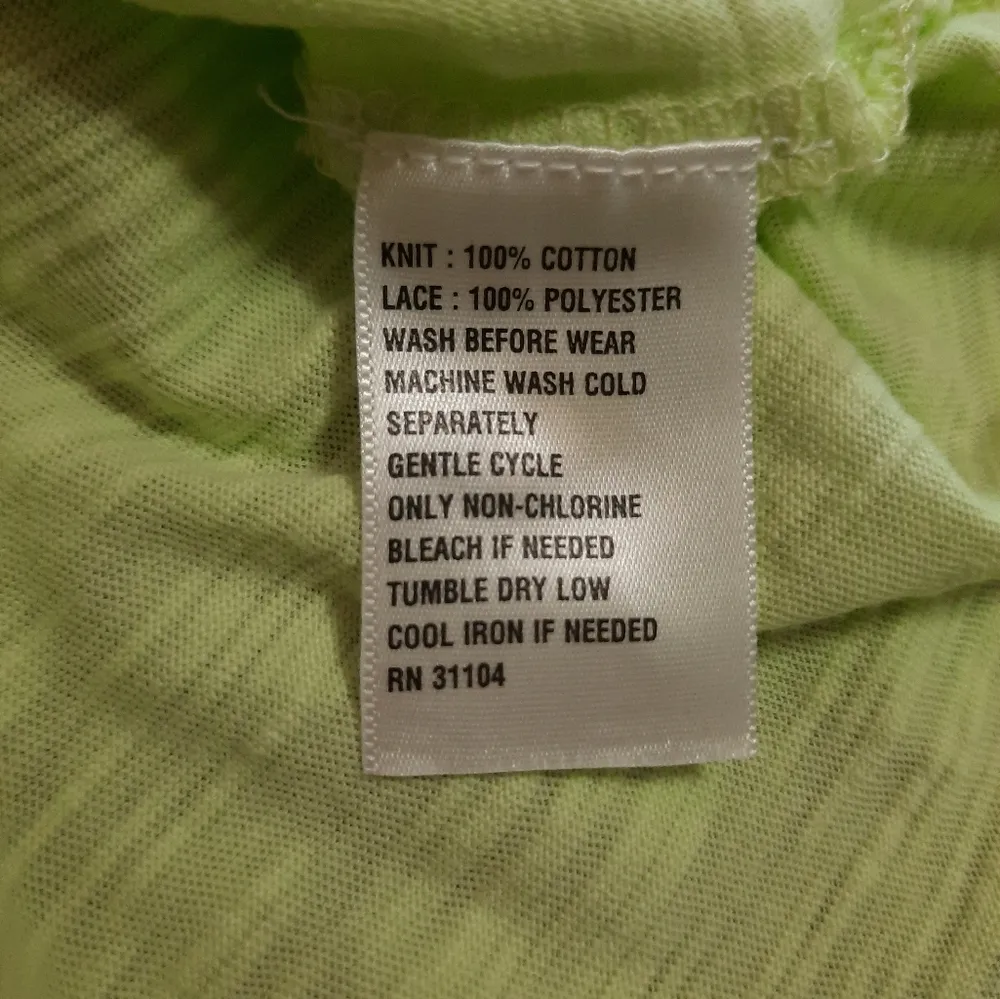 Crown & Ivy Lime Green Tank Top Medium - Image 5