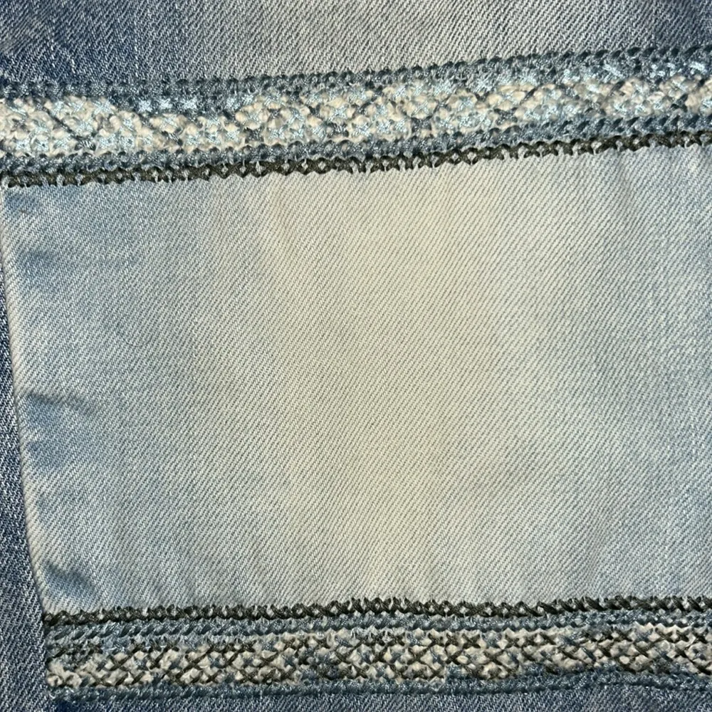 Current Elliott Vintage Distressed Patchwork Embroidered Denim Jeans Size 28 - Image 4
