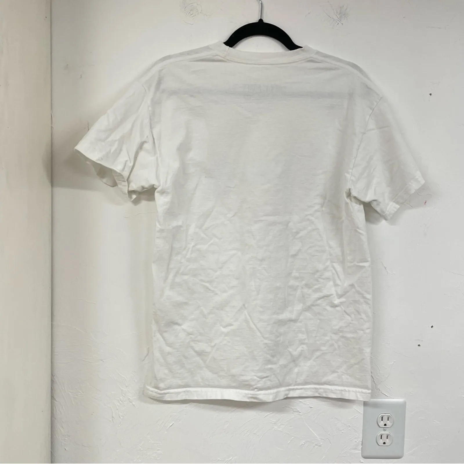 Guns N Roses White Womens Graphic Band Tee L Short Sleeve Size L - Image 4