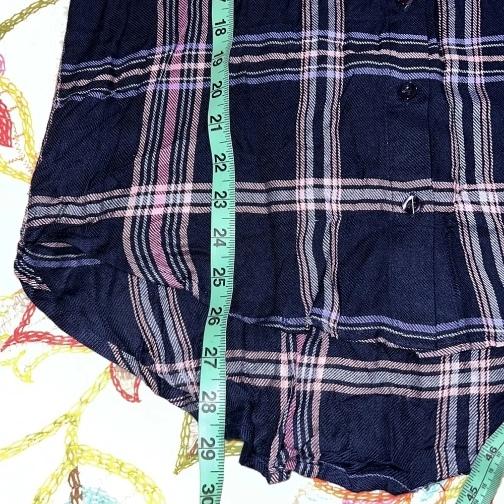 Mine small juniors blue plaid hi low tunic button down roll tab sleeves long slv Size undefined - Image 5