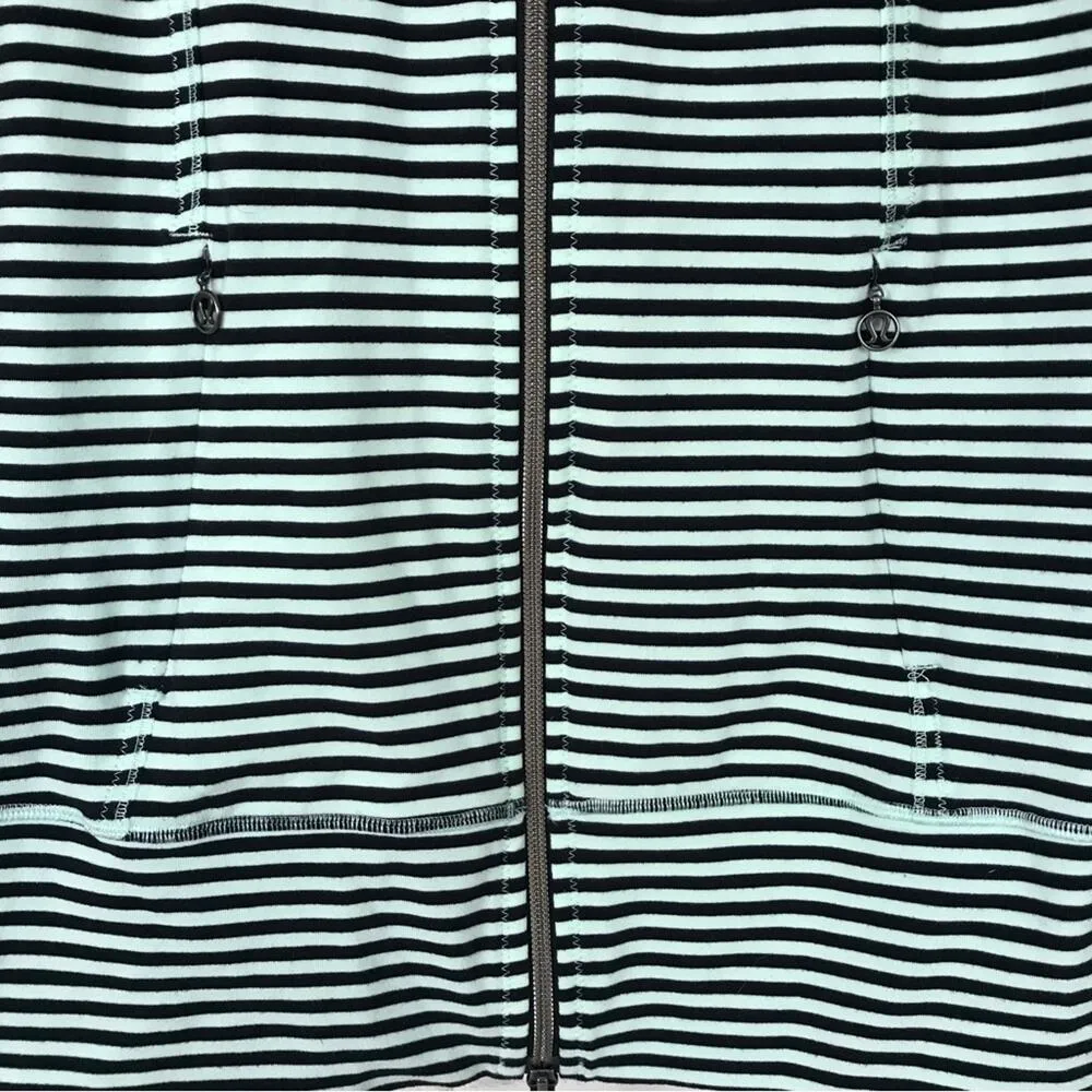 Lululemon Daily Yoga Jacket in Classic Stripe Mint Movement - Image 6
