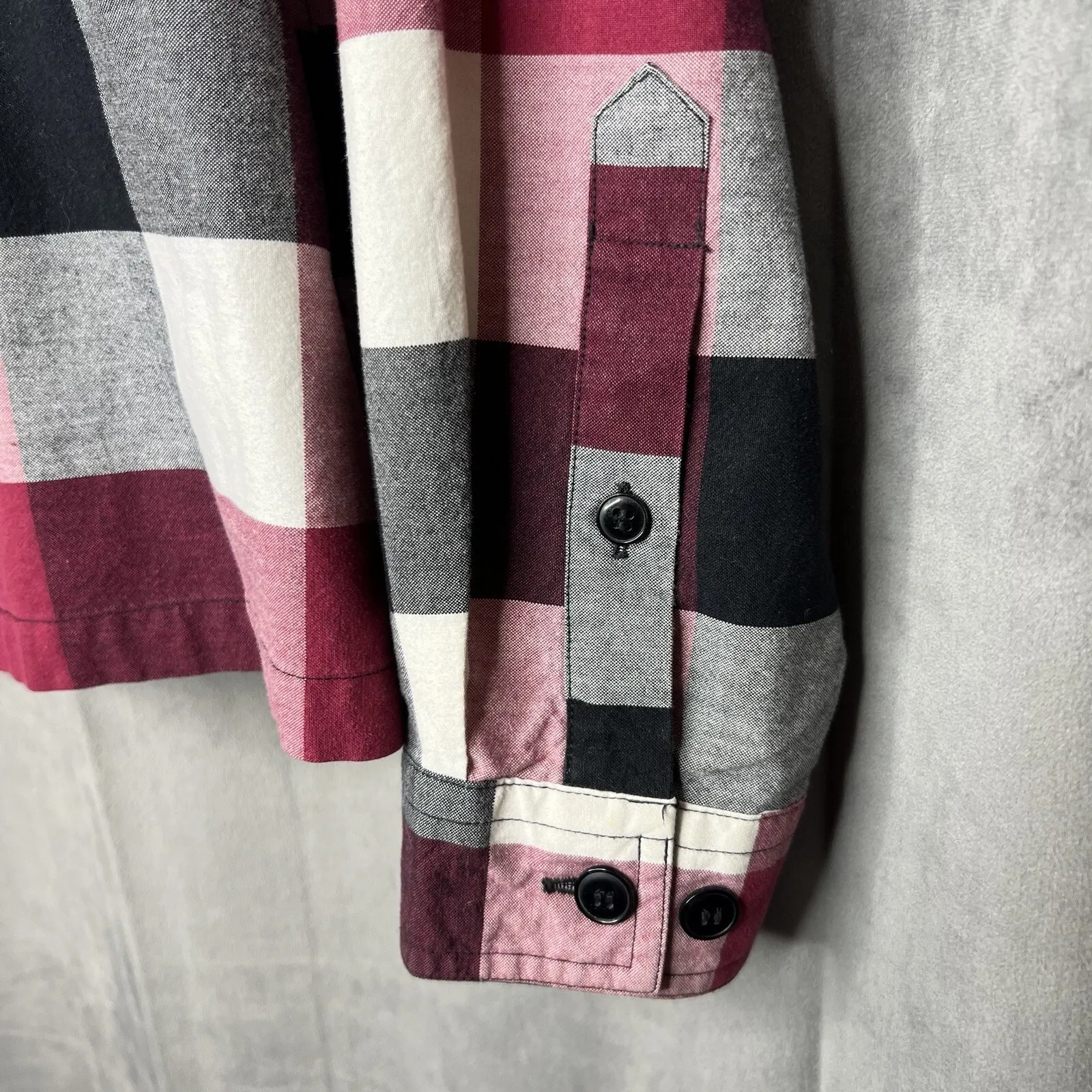 Christopher & Banks Womens Plaid Button Down Long Sleeve Shirt Top Medium - Image 2