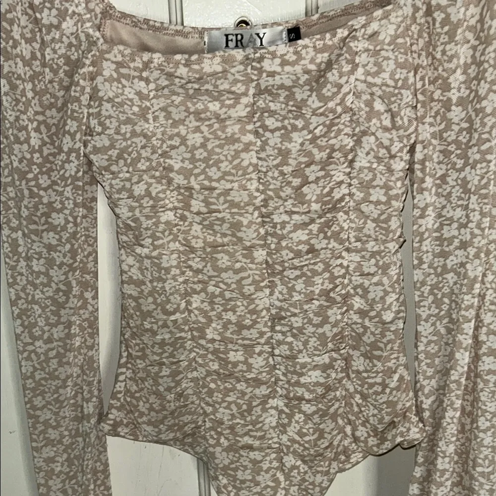 Frye Tan and White Smocked Bodysuit with Long Sleeves - Image 9