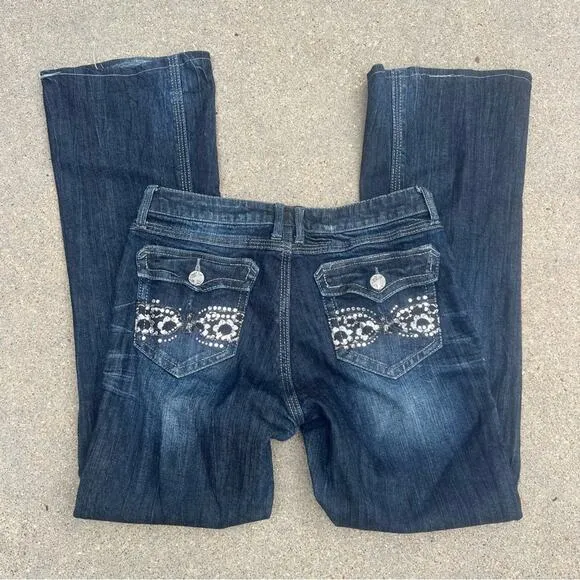 Wrangler Rock 47 Low Rise Boot Cut Silver Embroidered Flap Pocket Jeans 9x32” - Image 2