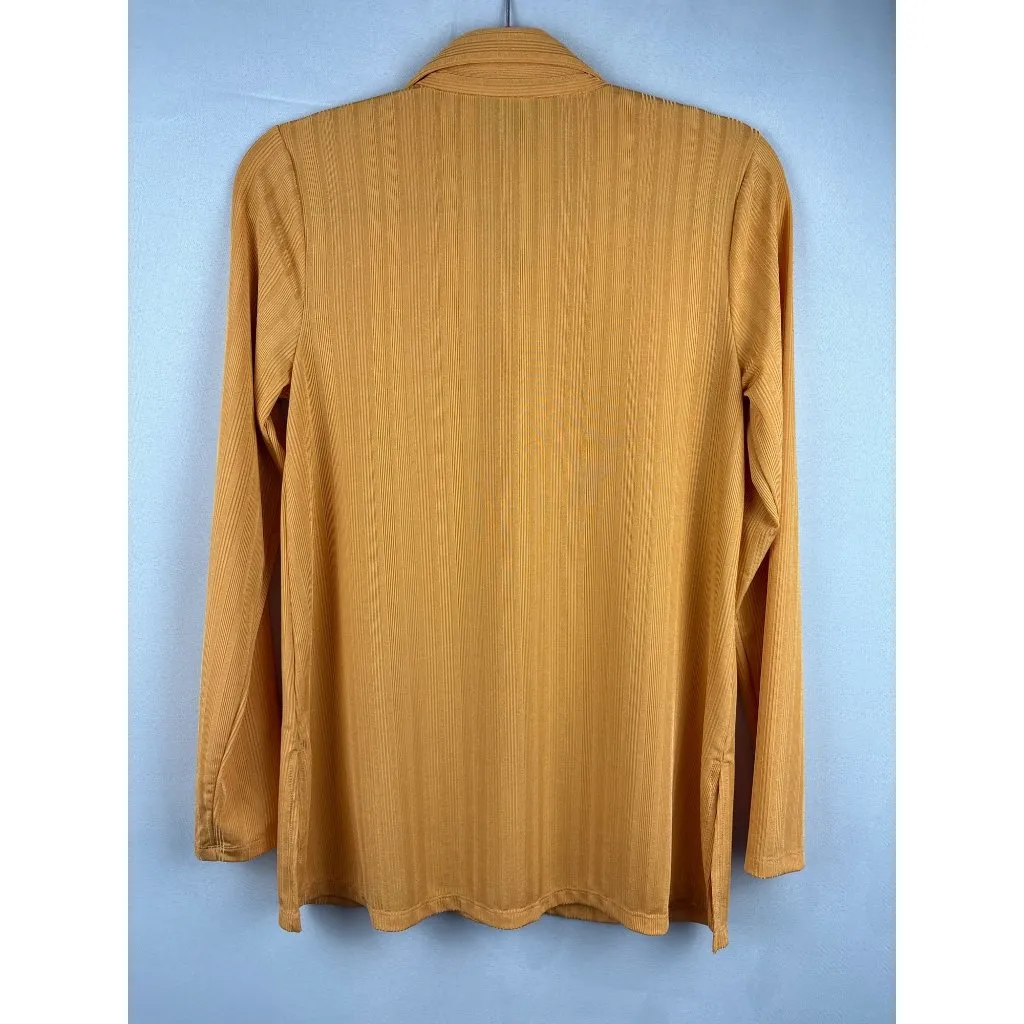 Iman XS Long Sleeve Button - Image 6