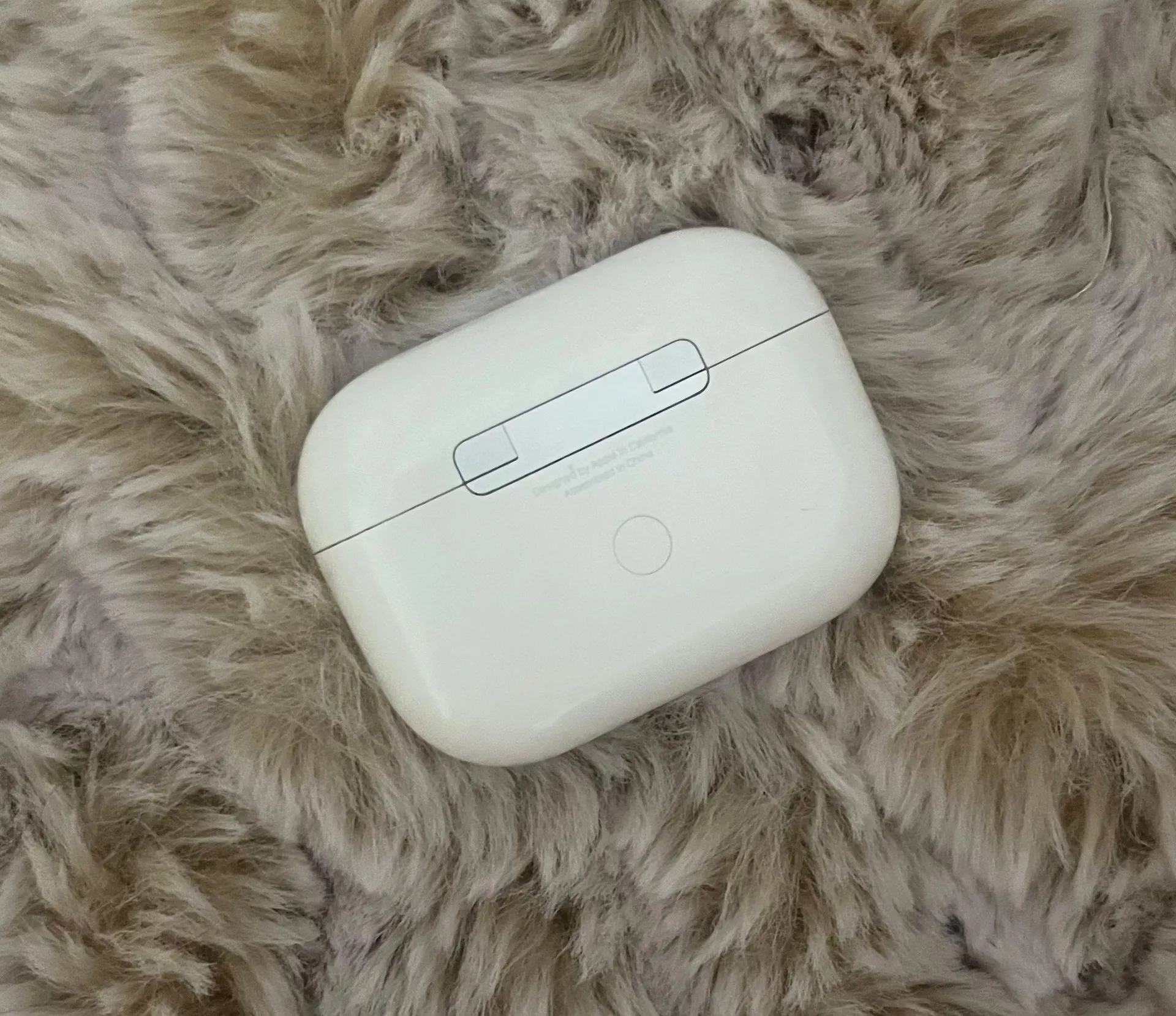 Apple Airpod Pros 3rd Generation - Image 2