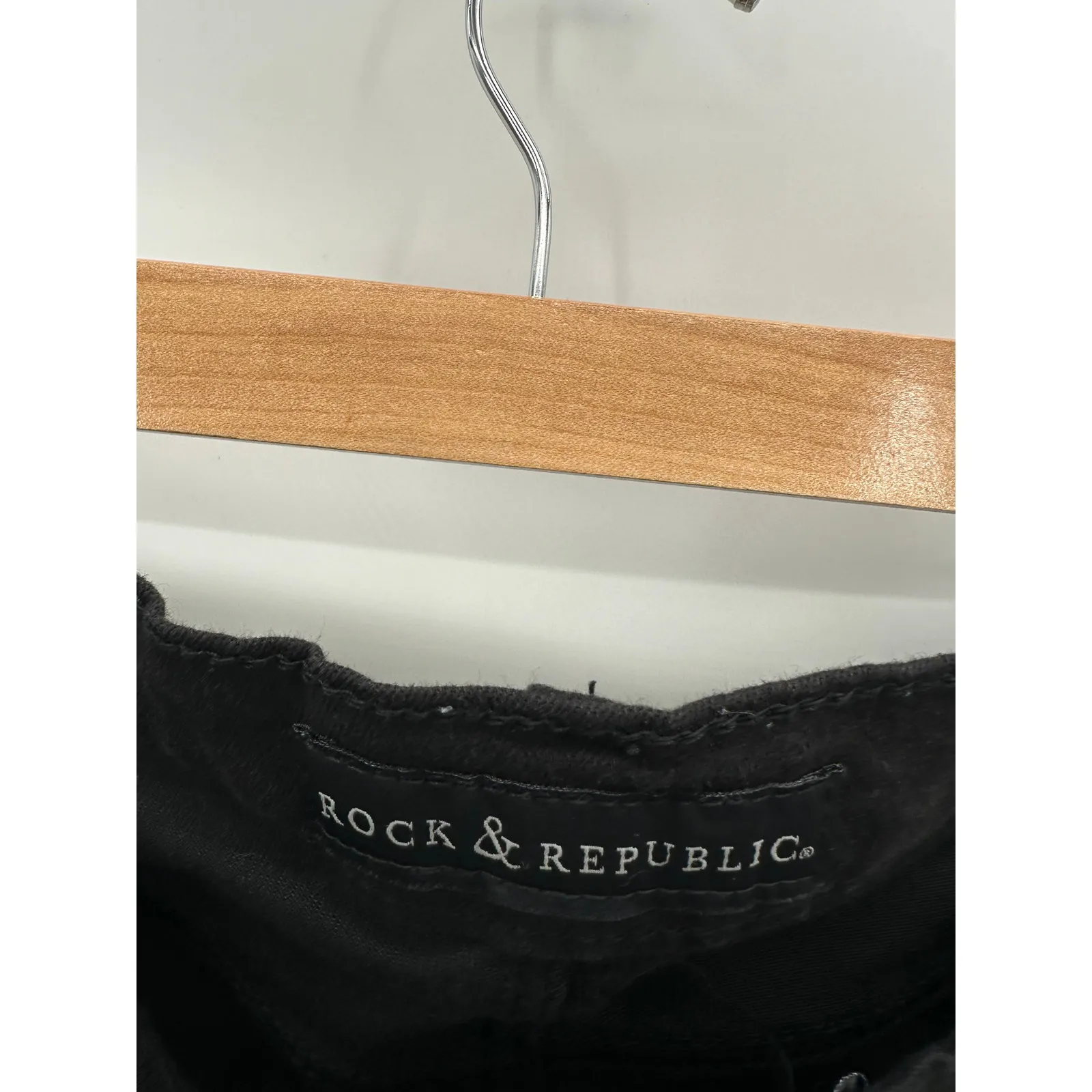 Rock & Republic Jeans Women 16M Black Berlin Distressed Cotton Blend Skinny - Image 5