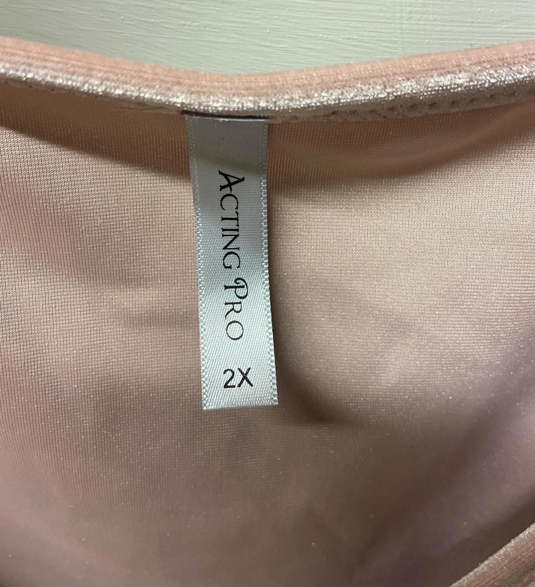 Boutique Velvet Top - Image 4