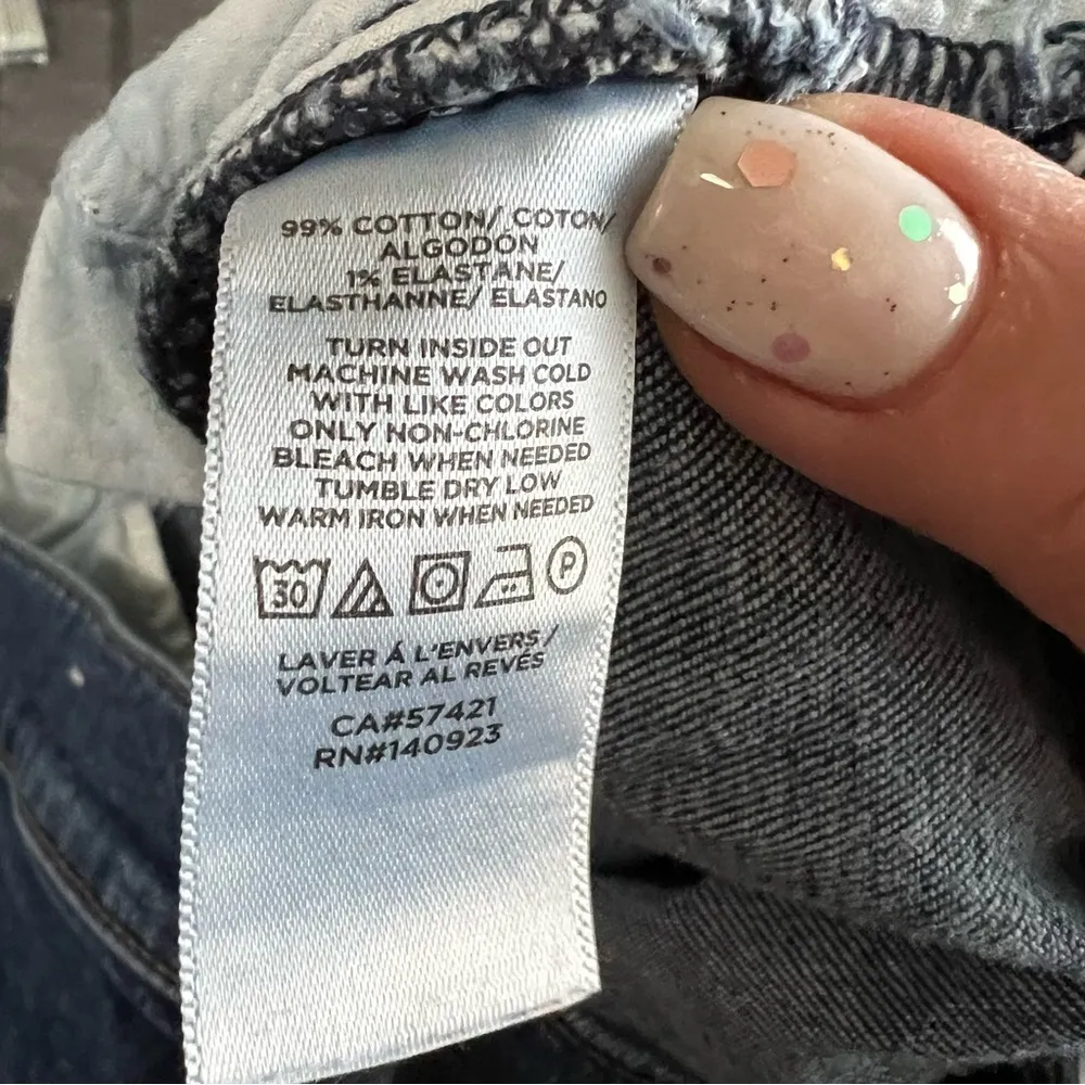 Loft Outlet 4 Inch Denim Shorts - Image 7