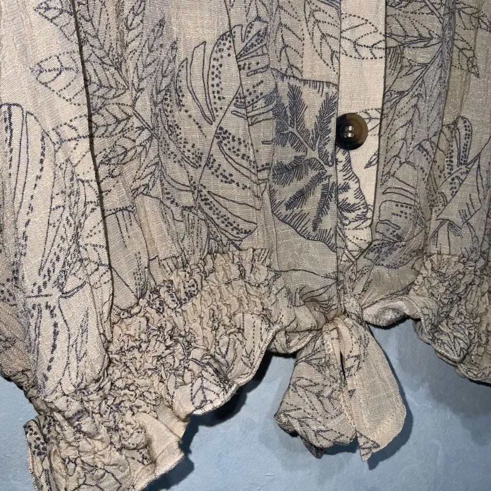 Olivia & Martin Tan Tropical Foliage Print Short Sleeve Tie Front V - Image 4