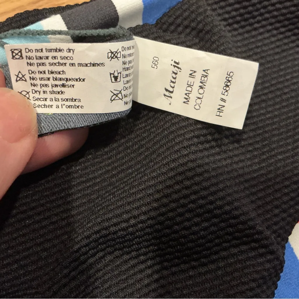 Maaji dazzling rib 4-way stretch reversible bikini set of 2 size M/L striped - Image 6