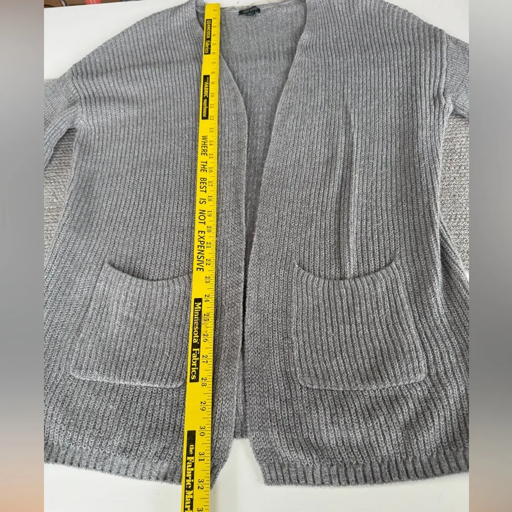 Wild Fable Light Gray Oversized Balloon Sleeve Cardigan Sweater Size Large - Image 9