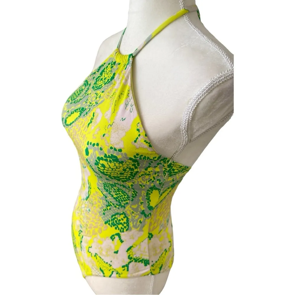 Diane Halter Neck One-Piece
Swimsuit Sz S - Image 3