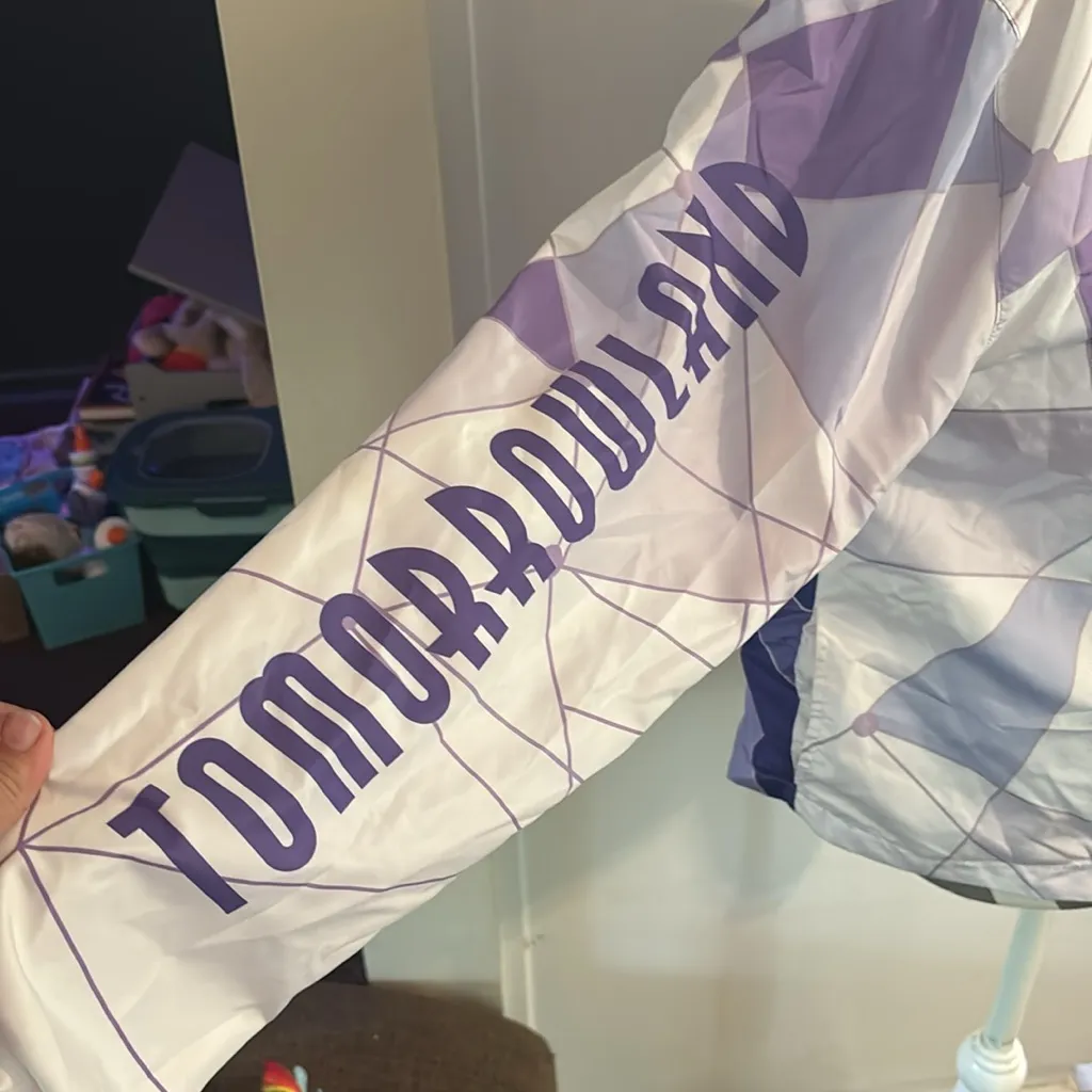Disney Tomorrowland rain jacket - Image 2