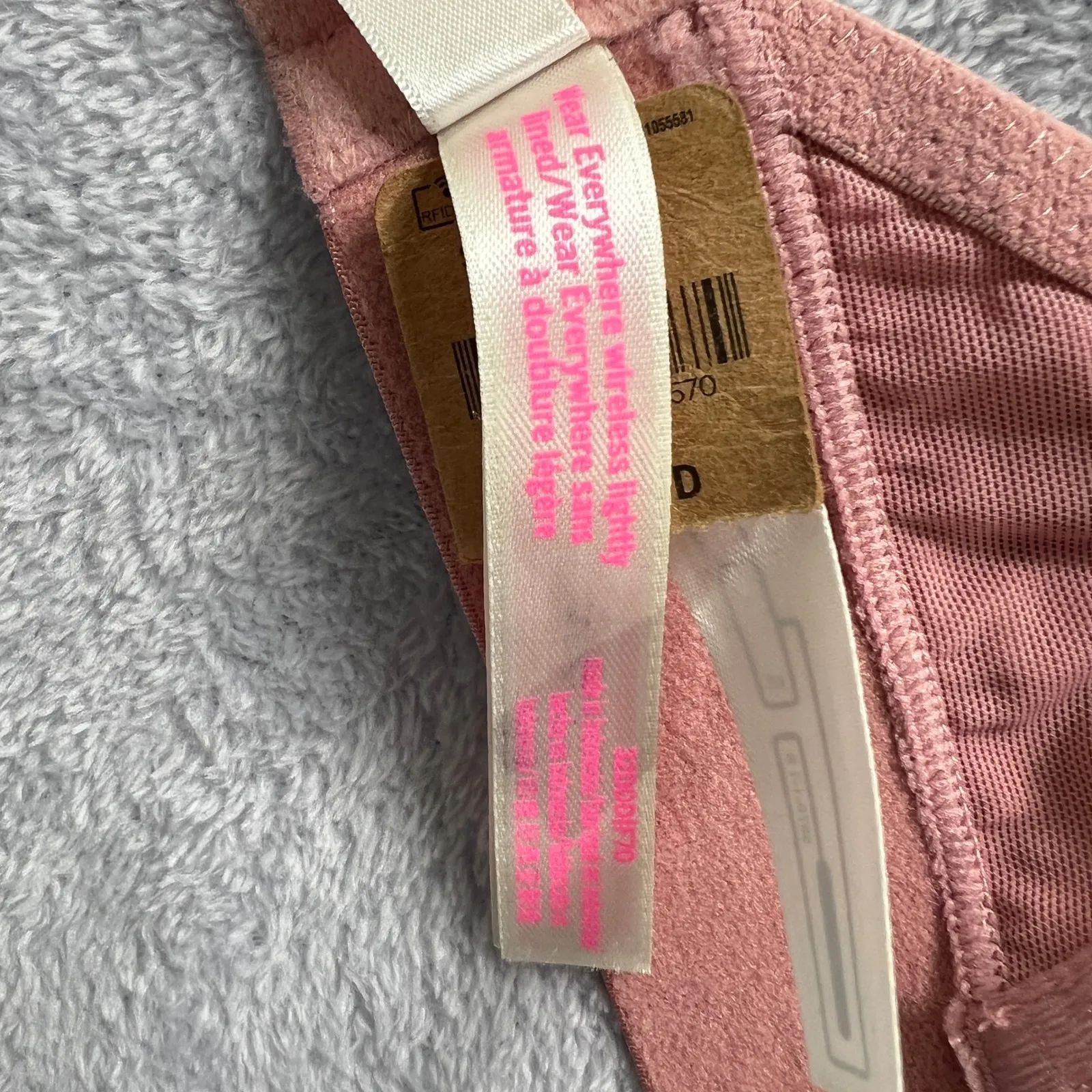 Victoria's Secret Love Pink Wireless Bra 32DDD Mauve Pink Lightly Lined Comfort Size undefined - Image 6