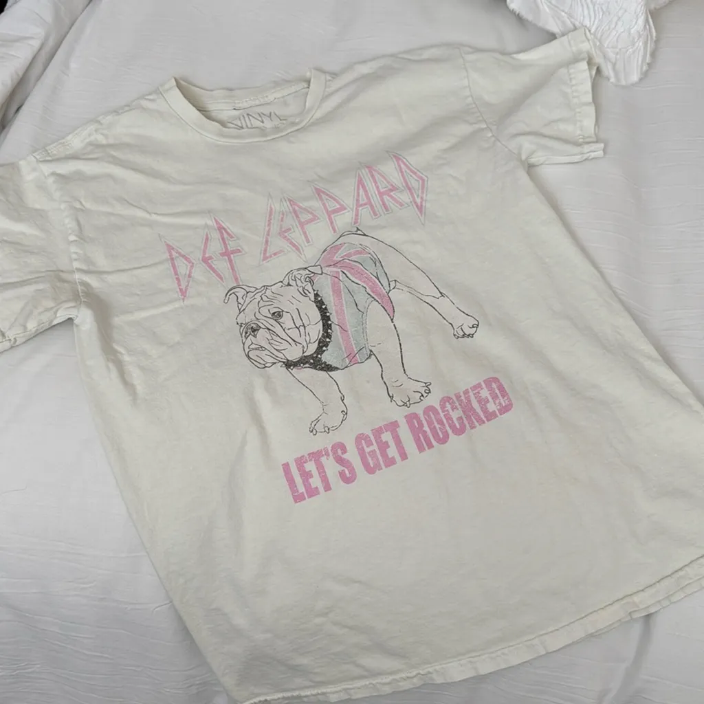 Vinyl icons Def Leppard let’s get rocked tee - Image 4