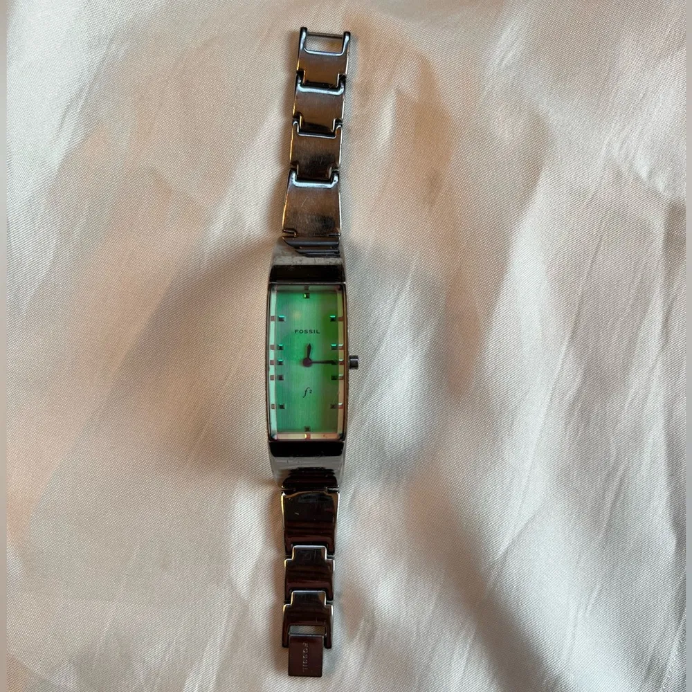 Fossil F2 women’s bracelet steel watch ES-9062 rectangular holographic green - Image 2