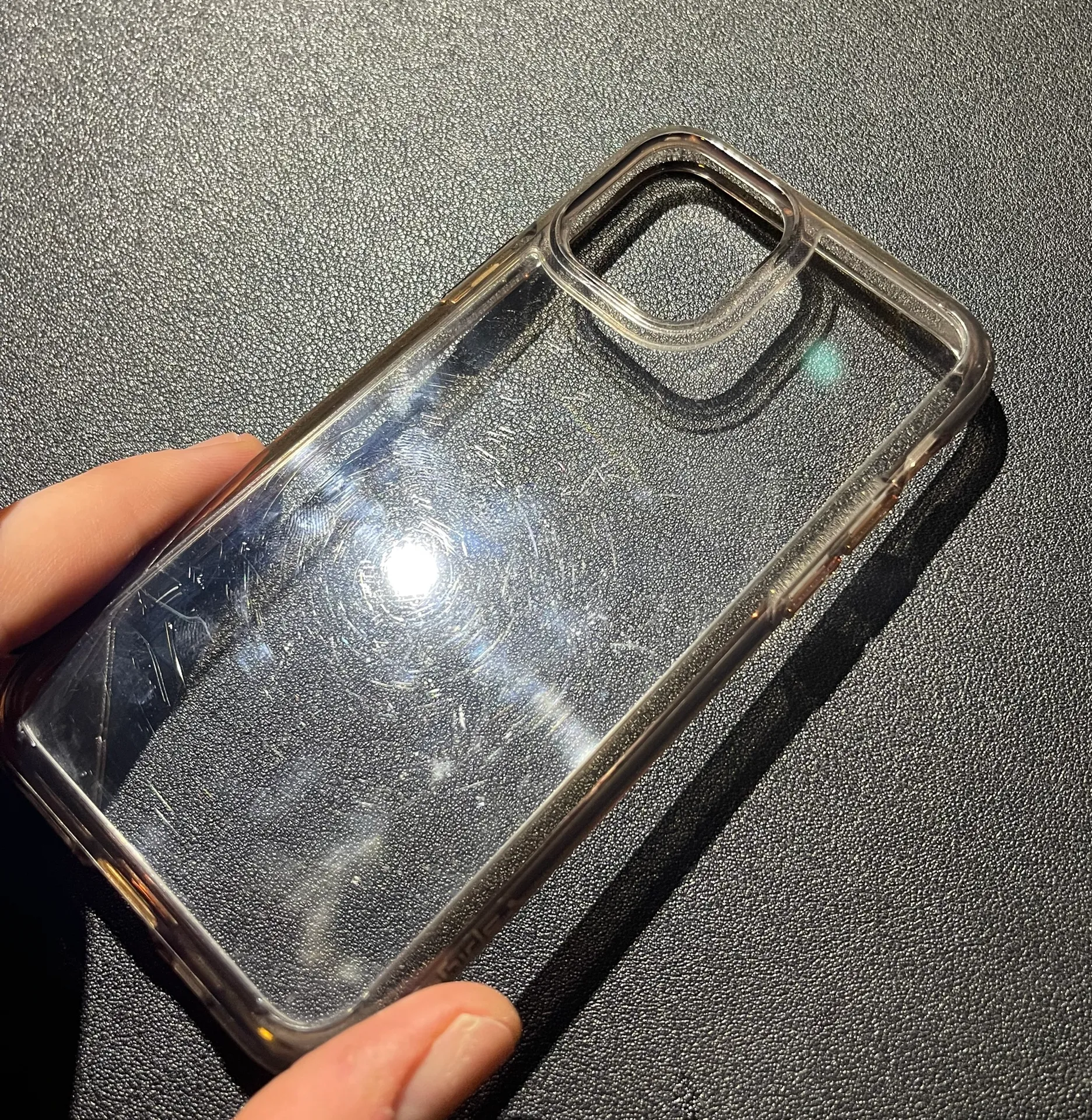 IPhone 11 Pro Case Gold - Image 3