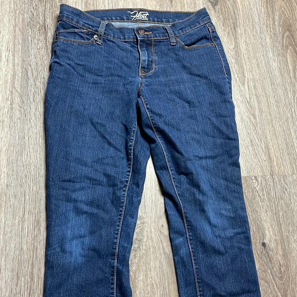 Old Navy The Flirt Skinny Jeans Size 2 Short - Image 3