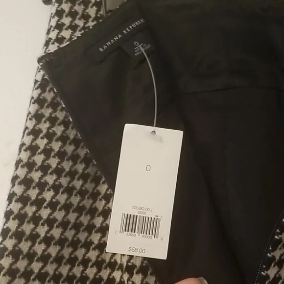 NWT Banana Republic Skirt NEW w tag - Image 4