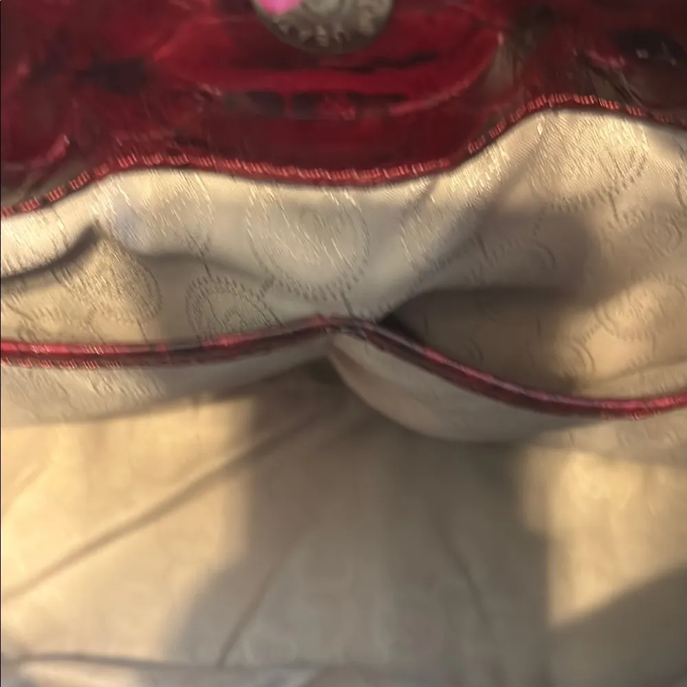 Michael Kors Black & Red Shoulder Bag with Gold Hardware - Image 12