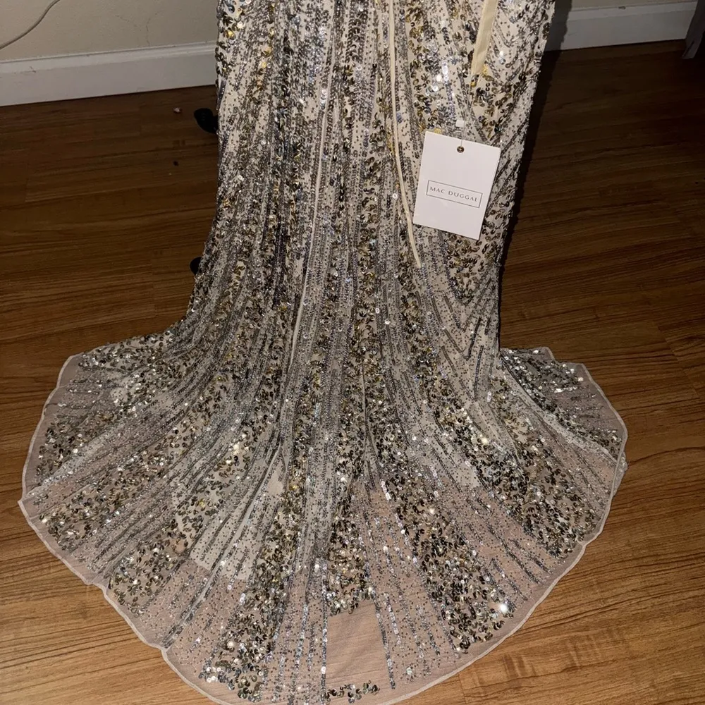 Silver and gold Sequined One Shoulder Draped Lace Up Gown NWT size 6 - Image 12
