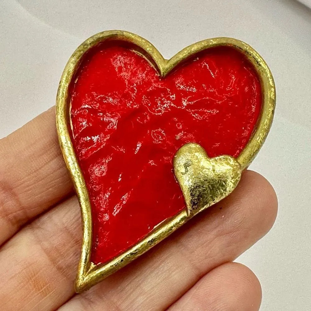 Vintage double heart hand painted pin Red - Image 3