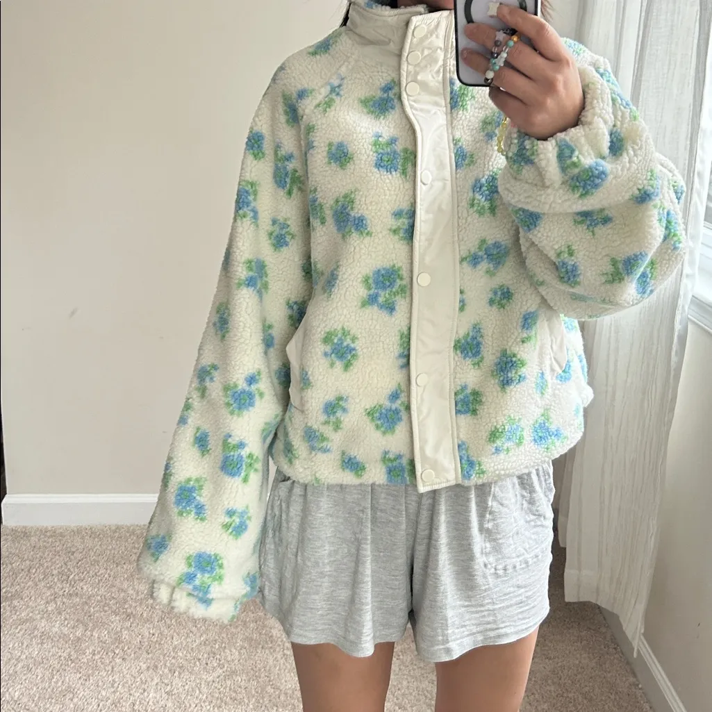 Double Zero Floral Sherpa Jacket. S - Image 15