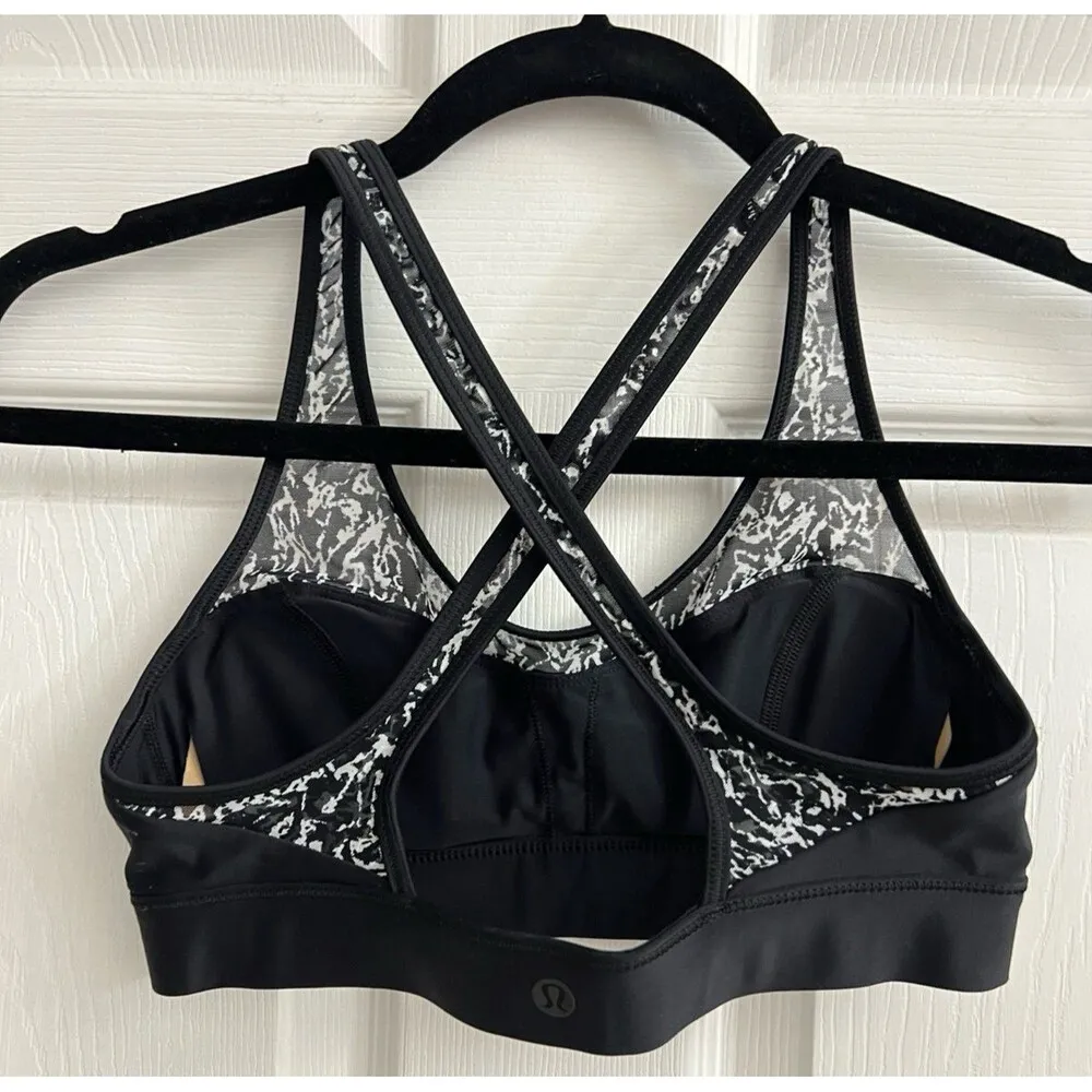 Lululemon Workout to Water Tank Sports Bra Swim SIZE 4 - Image 7