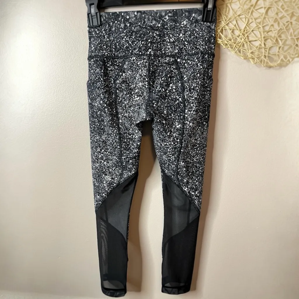 Lululemon Pace Rival Marathon Crop Leggings (black white Splatter) - Image 4