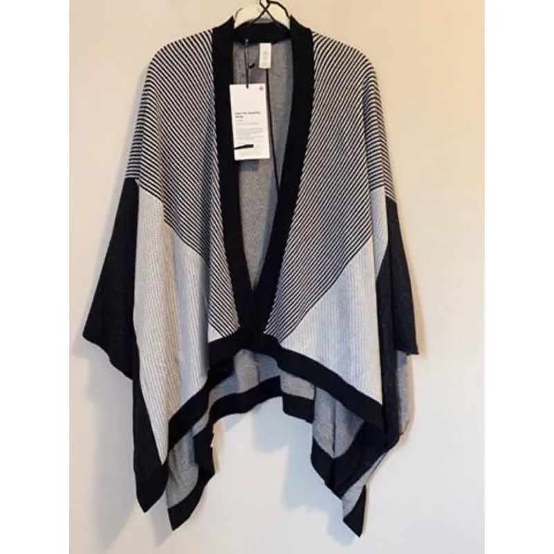 NWT Lululemon Here for Serenity Wrap one size black grey cashmere blend - Image 4