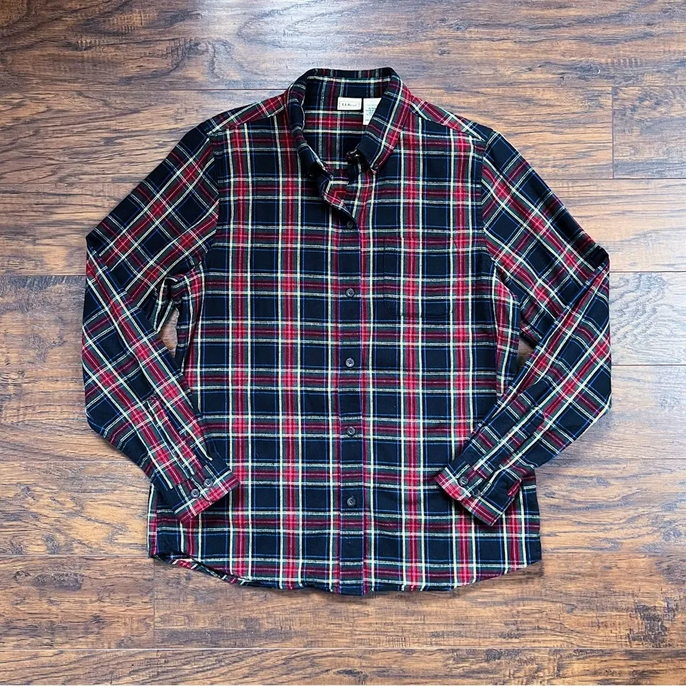 LL Bean • Scotch Plaid Flannel Shirt Relaxed fit 273137 black tartan button down - Image 2