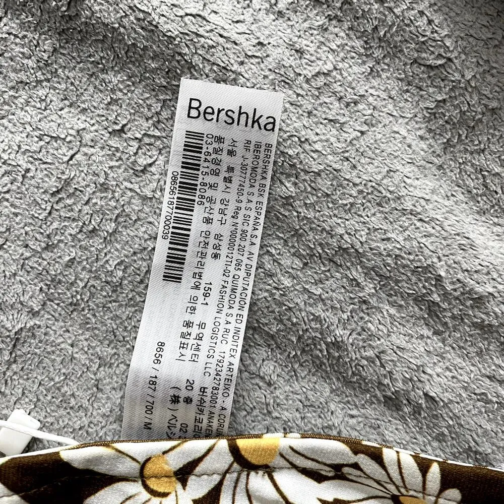 ASOS  halterneck daisy crop top, brown, M - Image 7