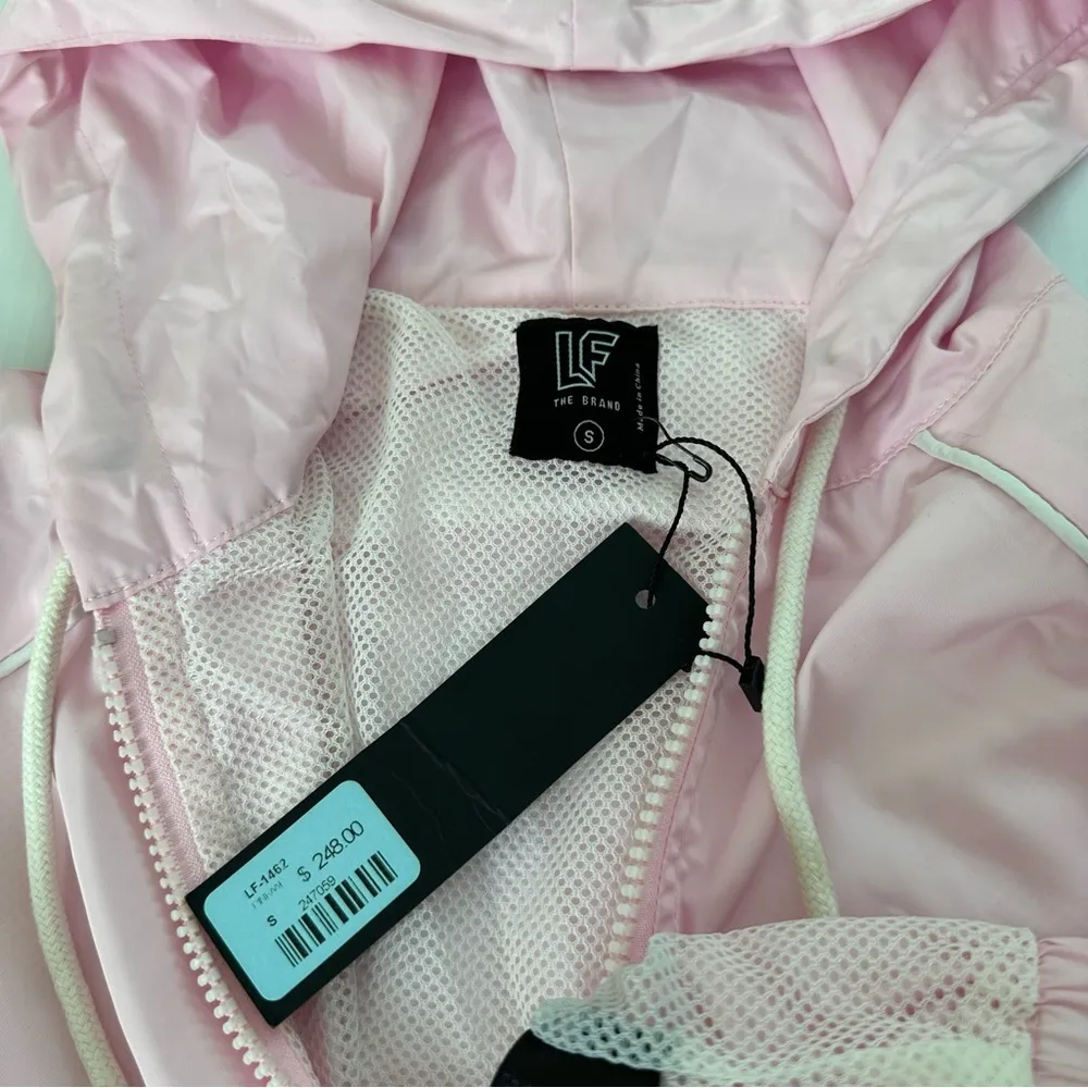 LF The Brand NWT Pink  Cropped Windbreaker Hoodie, S - Image 5