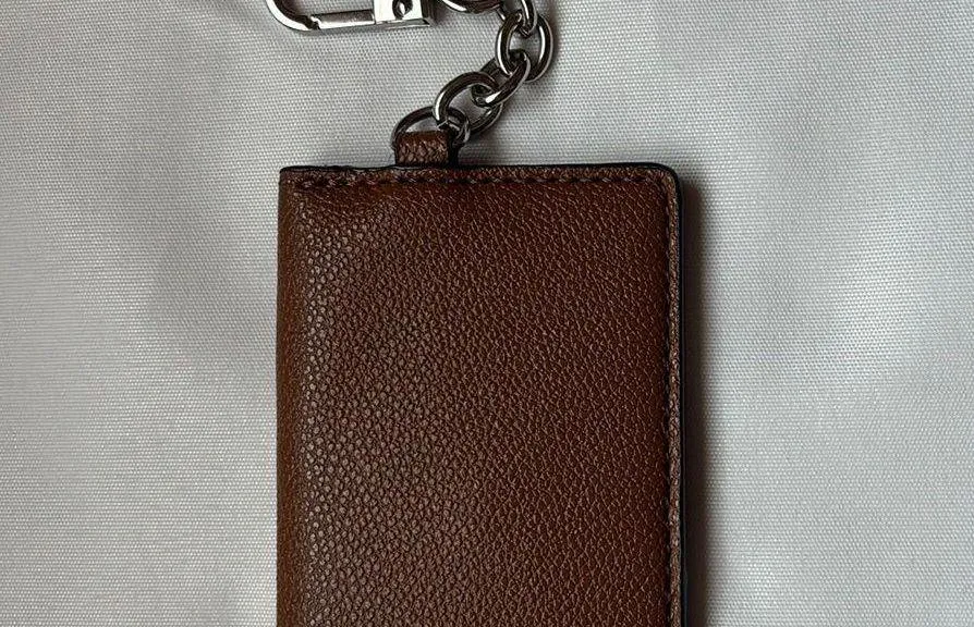 Nine West Leather Card Holder Brown EUC - Image 3
