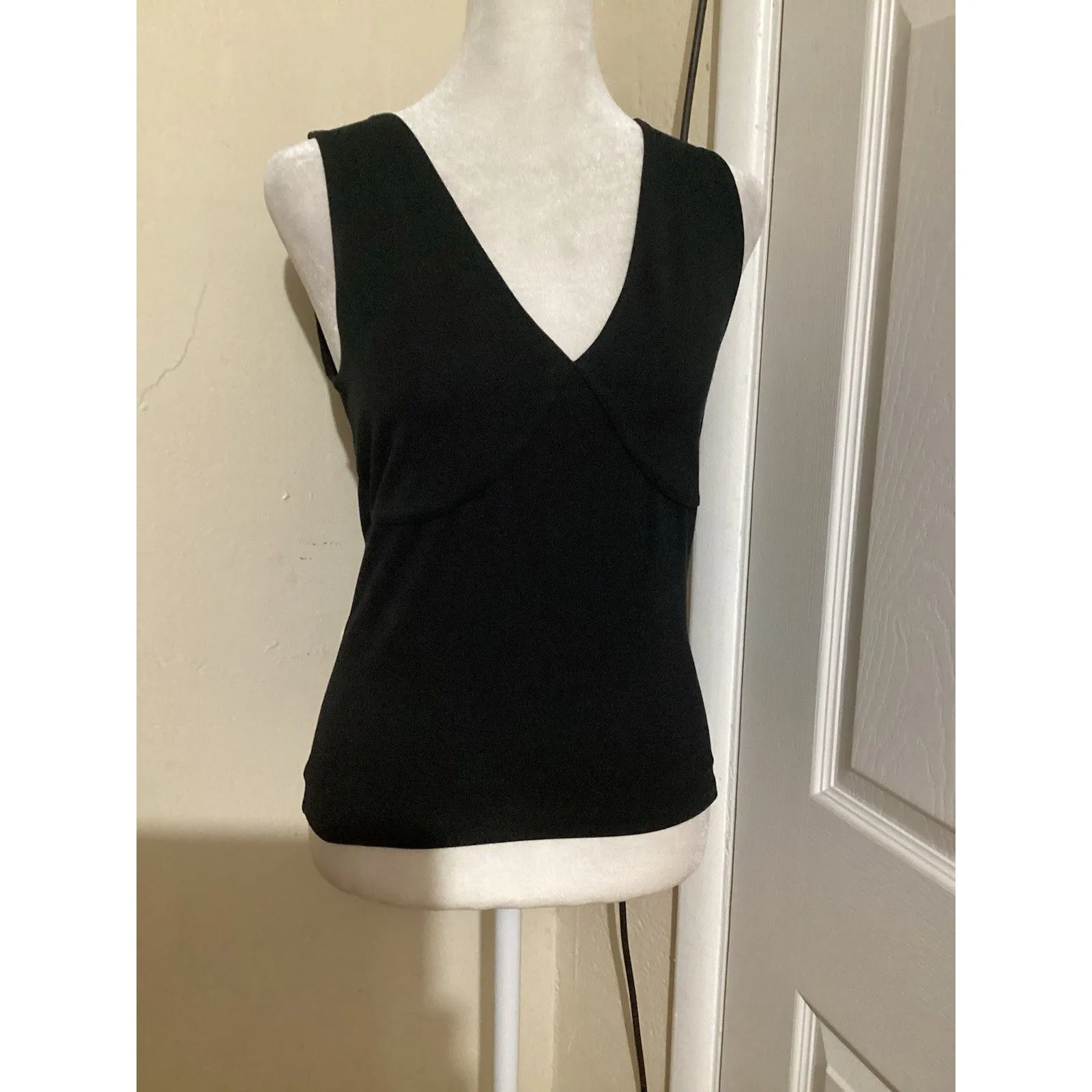 J Crew Tank Top Womens XSmall Black Sleeveless V Neck Stretch Casual Layering - Image 2