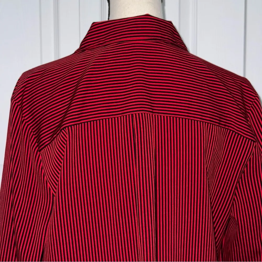 Elementz‎ Women’s Red and Black Striped Soft button down long sleeve shirt Large - Image 7