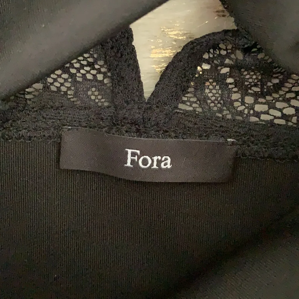 Fora Black Crop Top High Neck Lace - Image 6