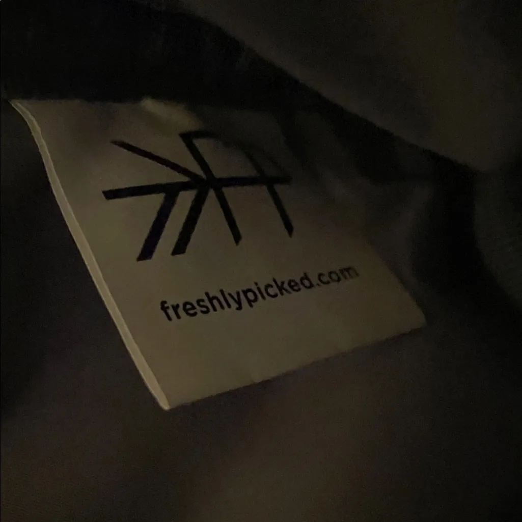 Freshly Picked Elegant Black Belt Bag - Image 7