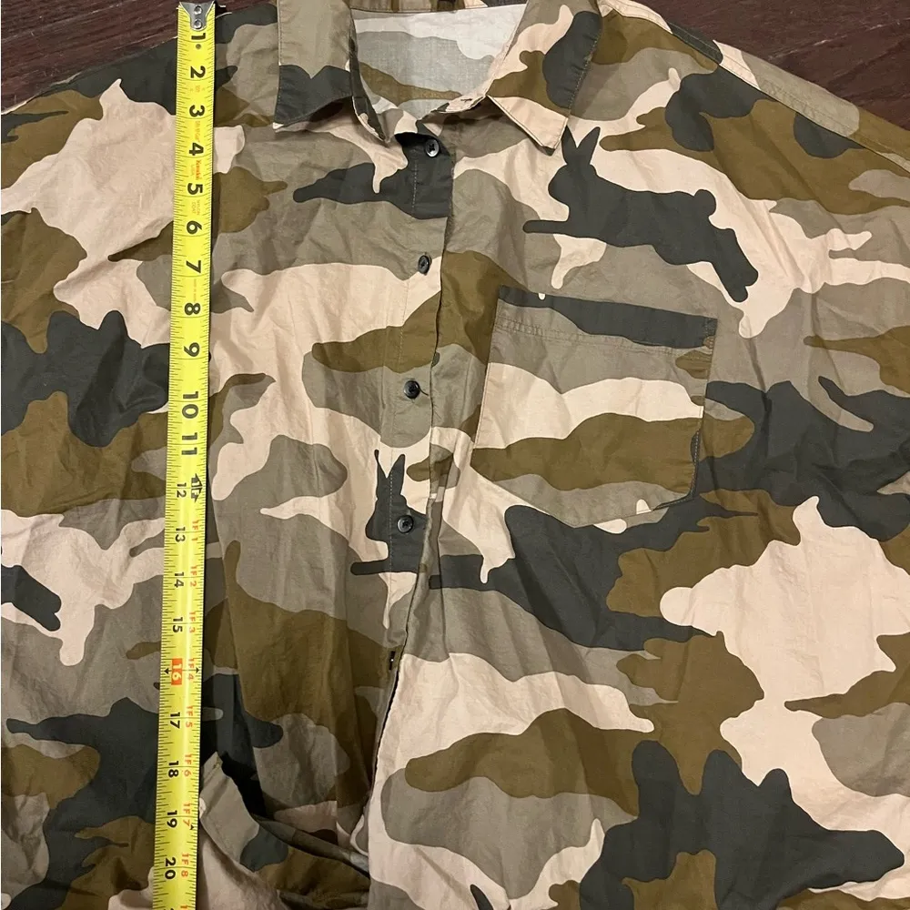 Madewell Short Sleeve Tie Front Boxy Shirt in Cottontail Camo Women Size L - Image 7