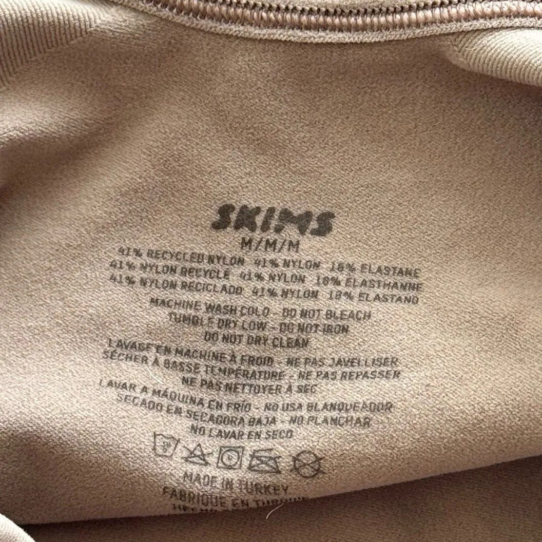 Skims Seamless Sculpt Thong Bodysuit Sienna Size Medium - Image 10