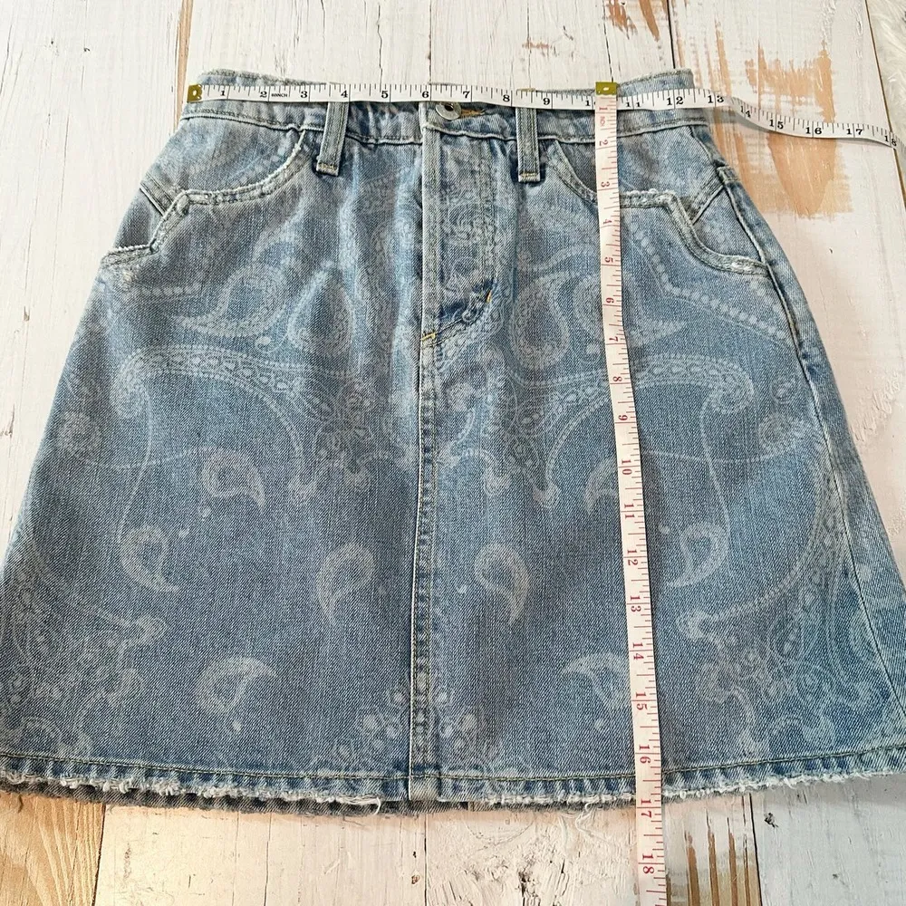 Jonathan Simkhai Indigo Blue Denim Paisley Print Mini Jean Skirt Size 24 - Image 6
