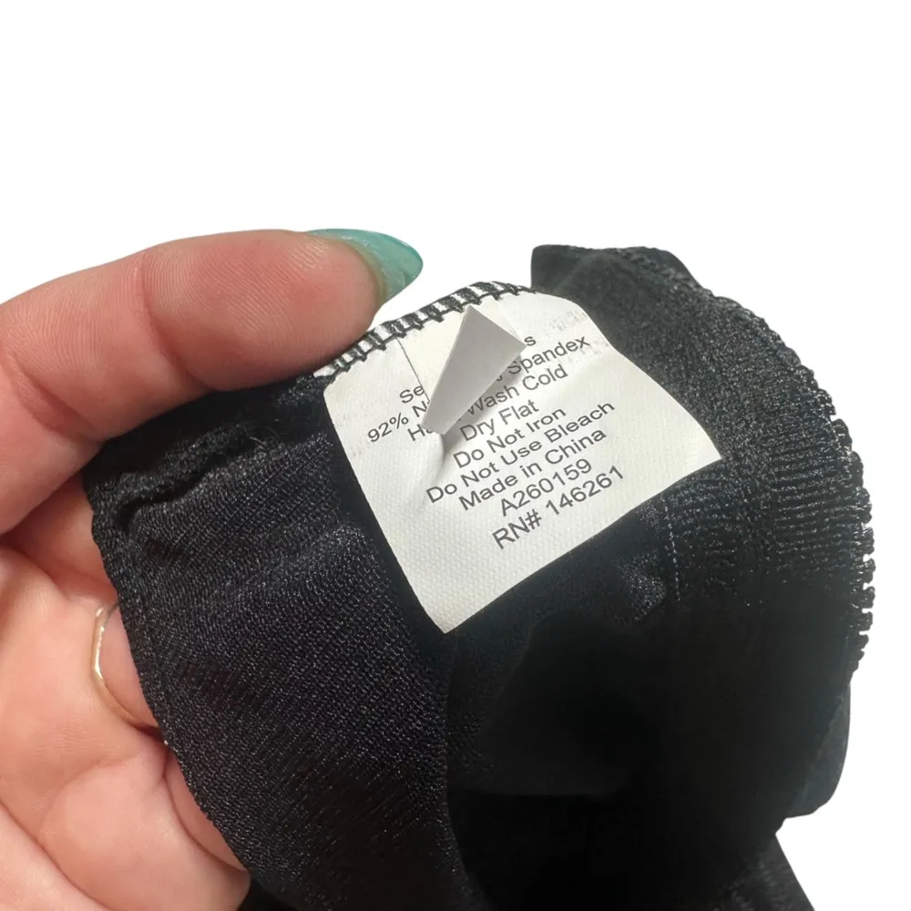 Black Mesh See Thru Long Sleeve Cropped Crop Top size Large - Image 7