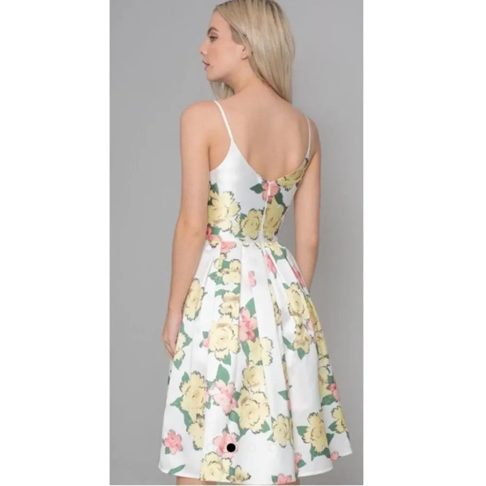 Chi Chi London Brittanie Floral Fit & Flare White/Yellow Sleeveless Midi Dress - Image 9