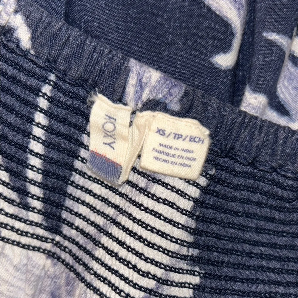 Roxy Size XS Floral Off-Shoulder Navy Top - Image 15