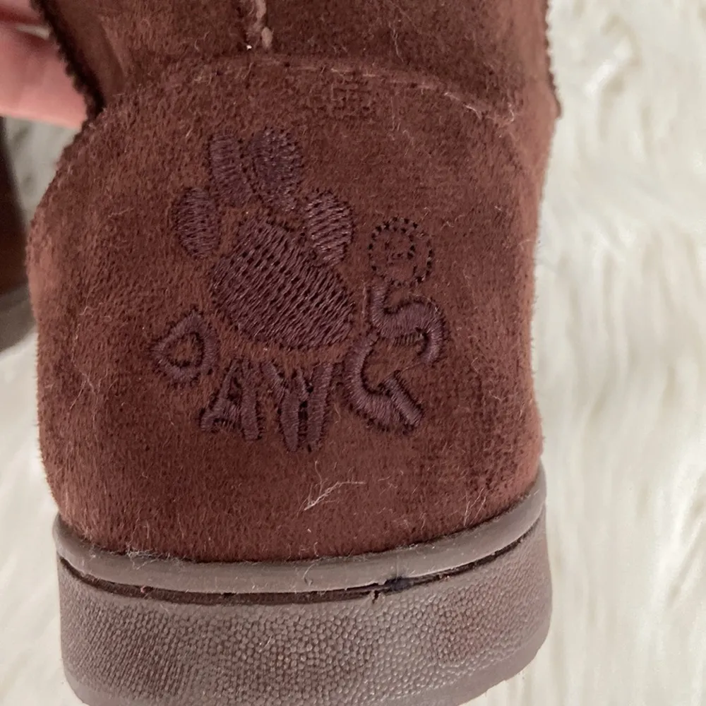 DAWGS brand new boots in the box so soft and warm brown color Size 8 - Image 4