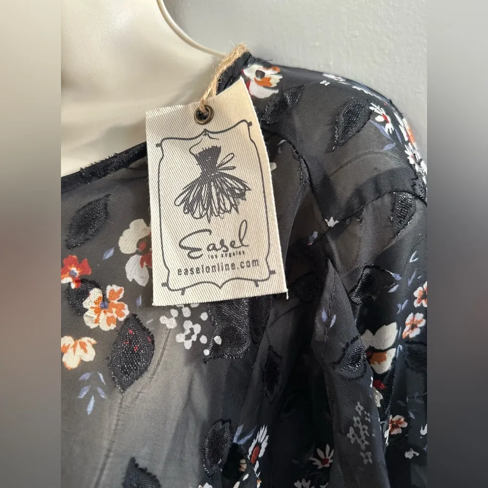 easel Sheer Ruffle Multi Floral Long Sleeve Top Nwt Size Medium - Image 7