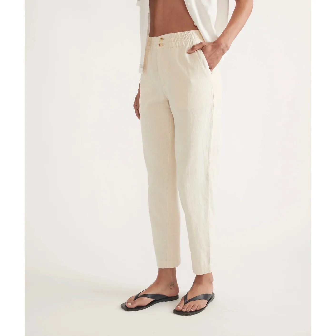 Maine Layer Elle Relaxed Crop Cotton Textured Pull On Pant Cream XL - Image 2