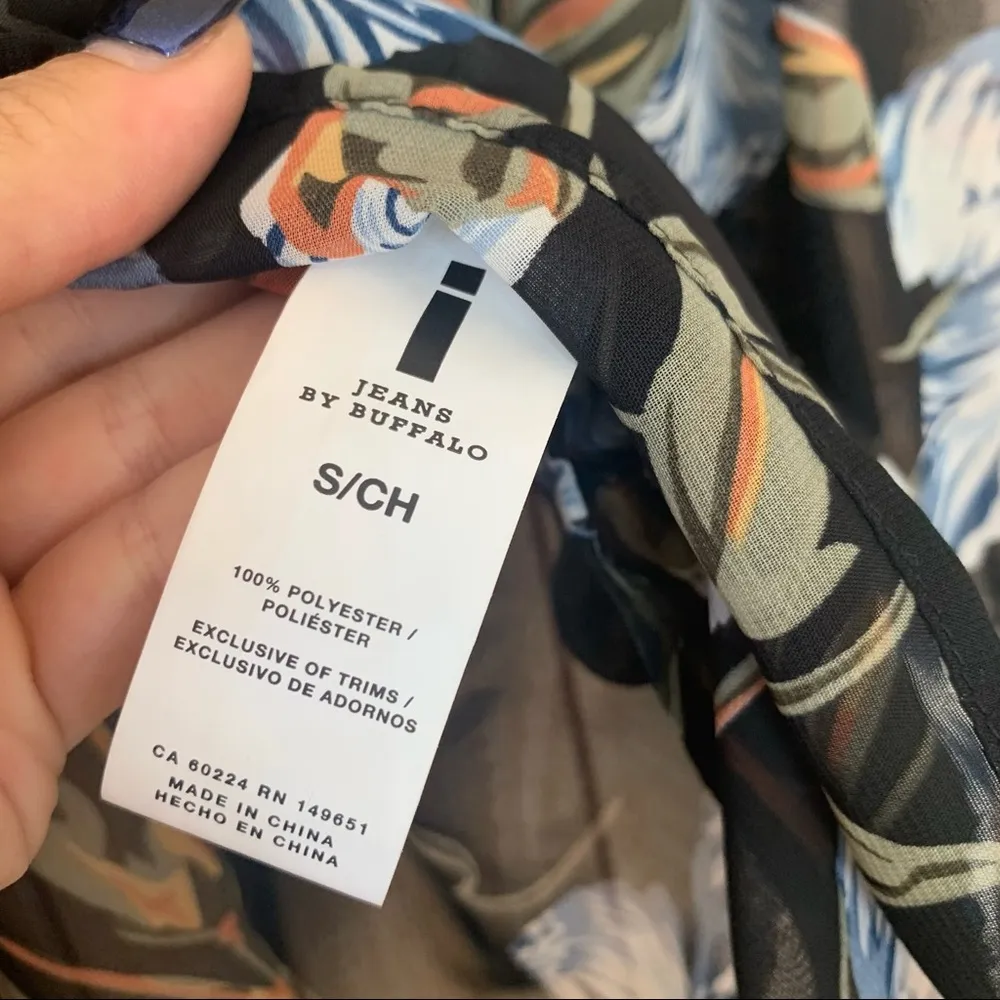 I Jeans By Buffalo Sheer Small Floral Black Casual Business Blouse - Image 6